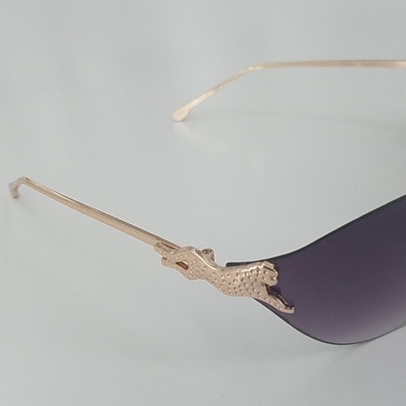 NWT Sophisticated Sunglasses - Picture 5 of 7